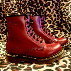 Dr.Martens 8-hole boots